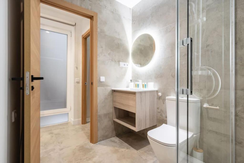 Nice Flat In Lavapies At Street Level S23A Madrid Ngoại thất bức ảnh